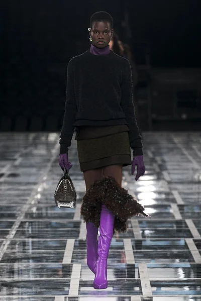Look 42